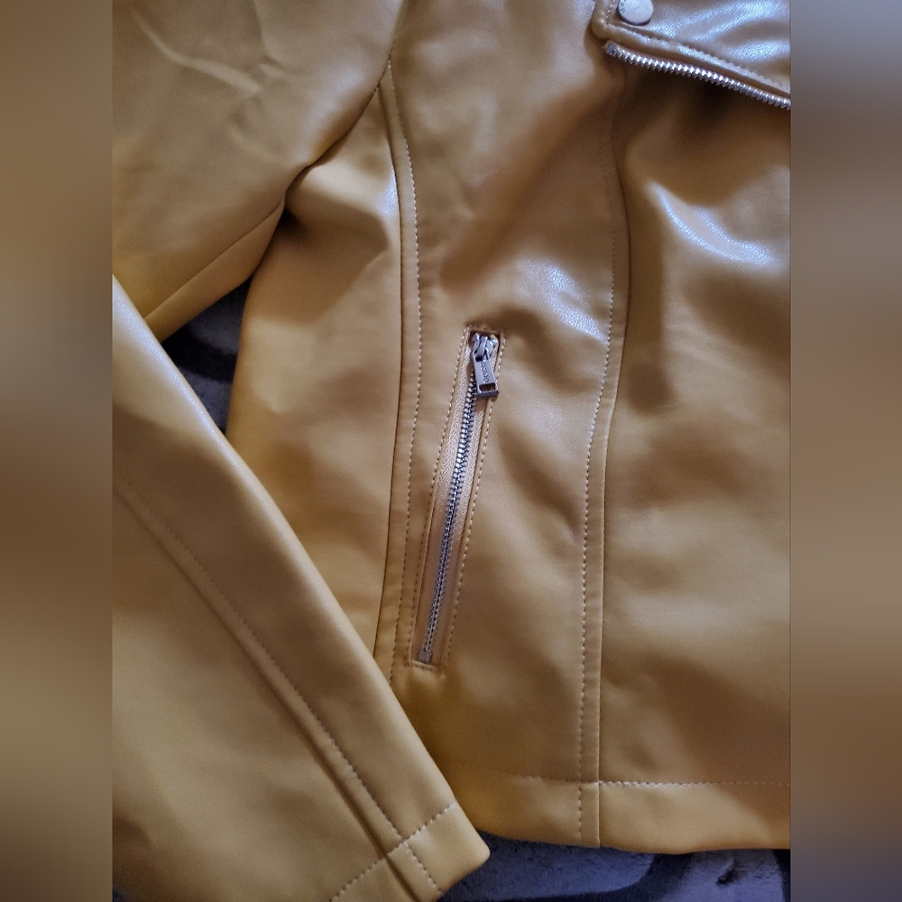 Guess jacket - Picture 5 of 12